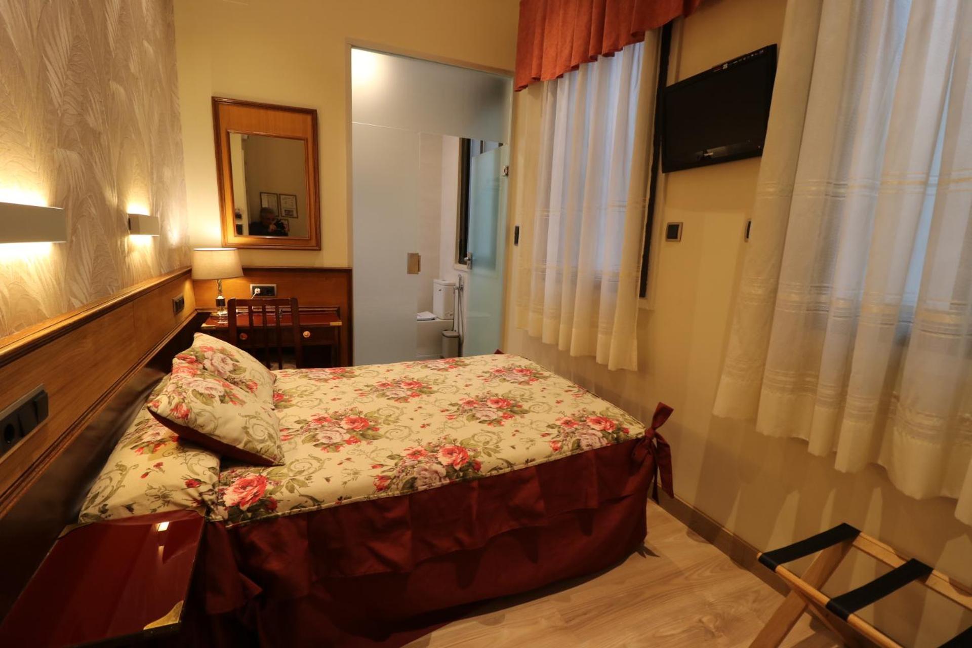 Hostal Hispano - Argentino Gran Via Madrid Kültér fotó